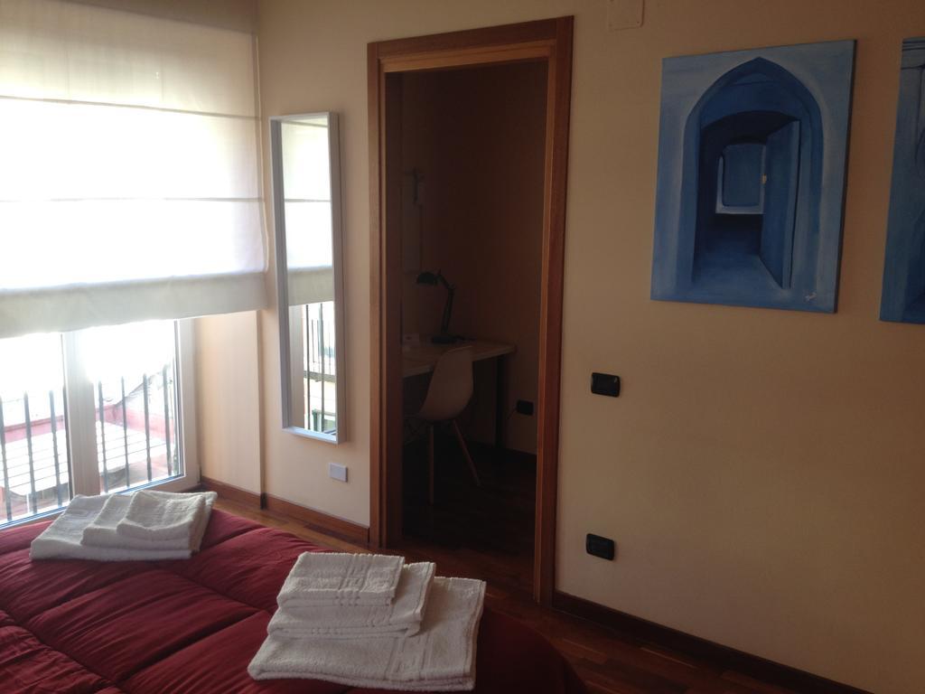 Toledo Suite Наполи Екстериор снимка