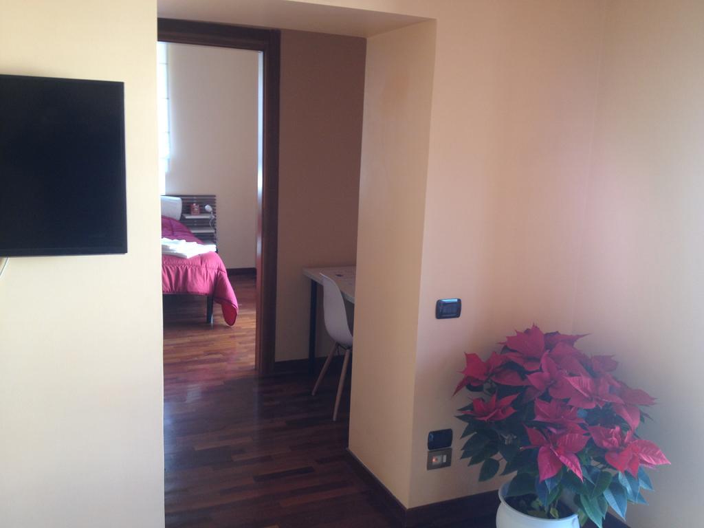 Toledo Suite Наполи Екстериор снимка
