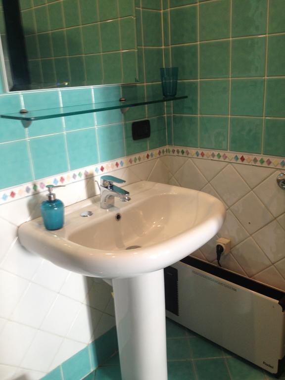 Toledo Suite Наполи Екстериор снимка