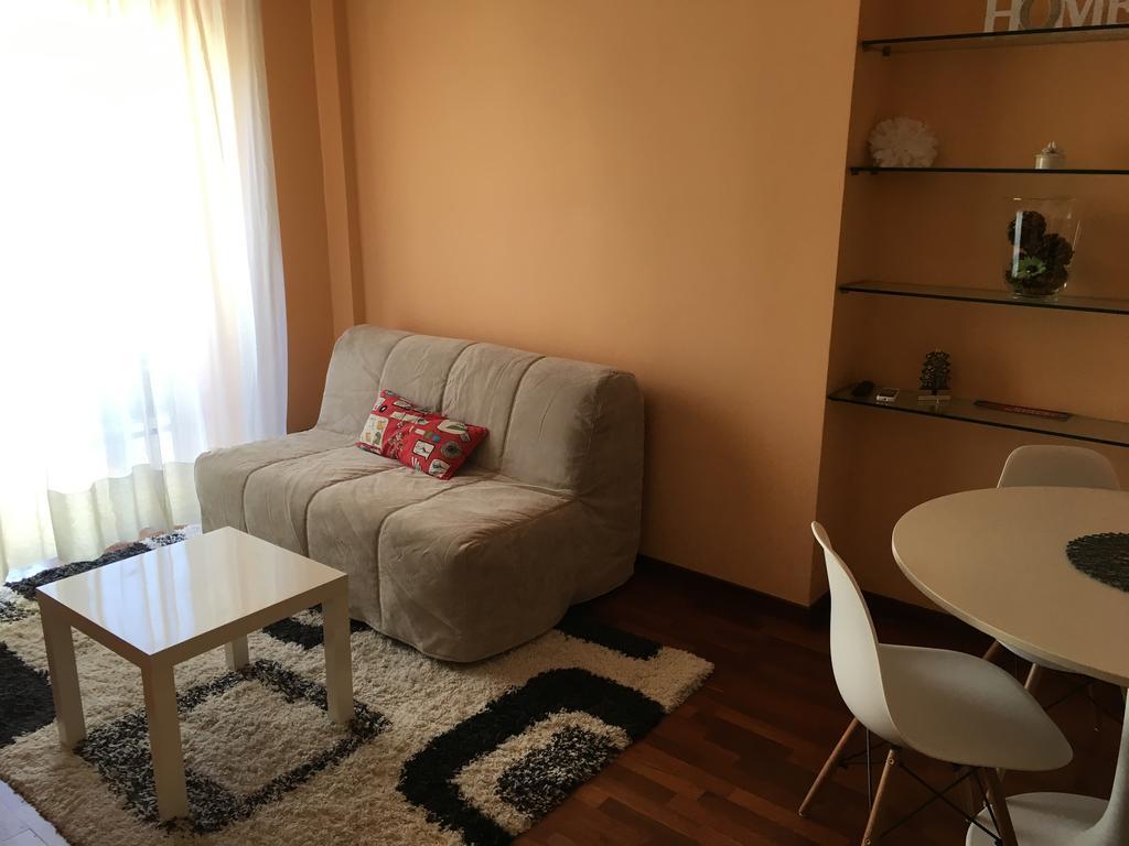 Toledo Suite Наполи Екстериор снимка