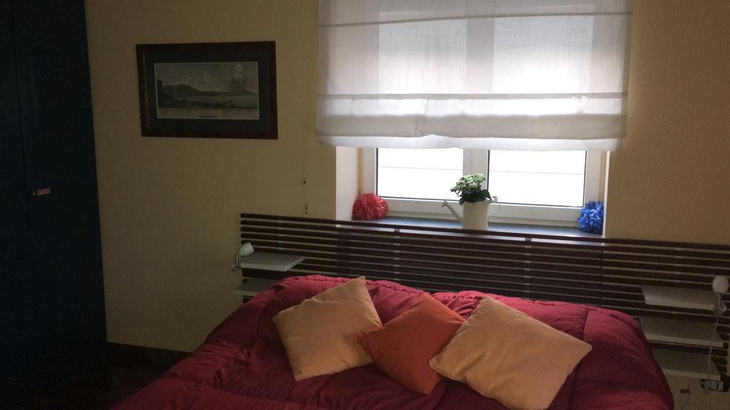 Toledo Suite Наполи Екстериор снимка